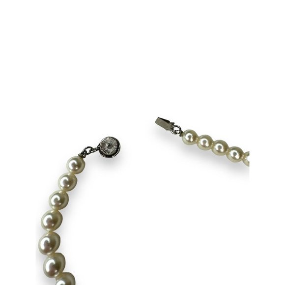 Vintage Large Chunky Statement Lucite Faux Pearl Cluster Necklace 24” - Picture 13 of 13